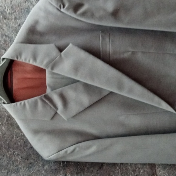 2 Piece Suit - Picture 2 of 13